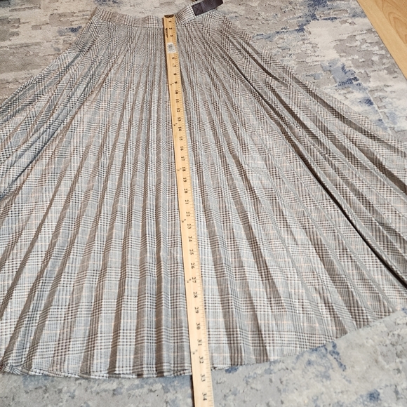 Banana Republic Metallic Plaid Pleated Midi Maxi Skirt Black Bronze White Size 0 - Picture 10 of 17